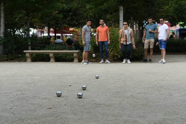 La pétanque de compétition : Tactique et précision